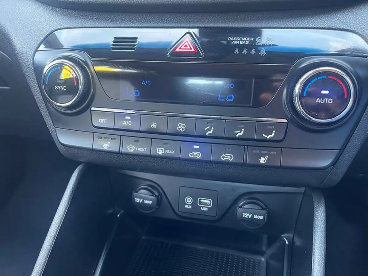 2017-hyundai-tucson-17crdi-blue-drive-se-141ps-dct-big-23