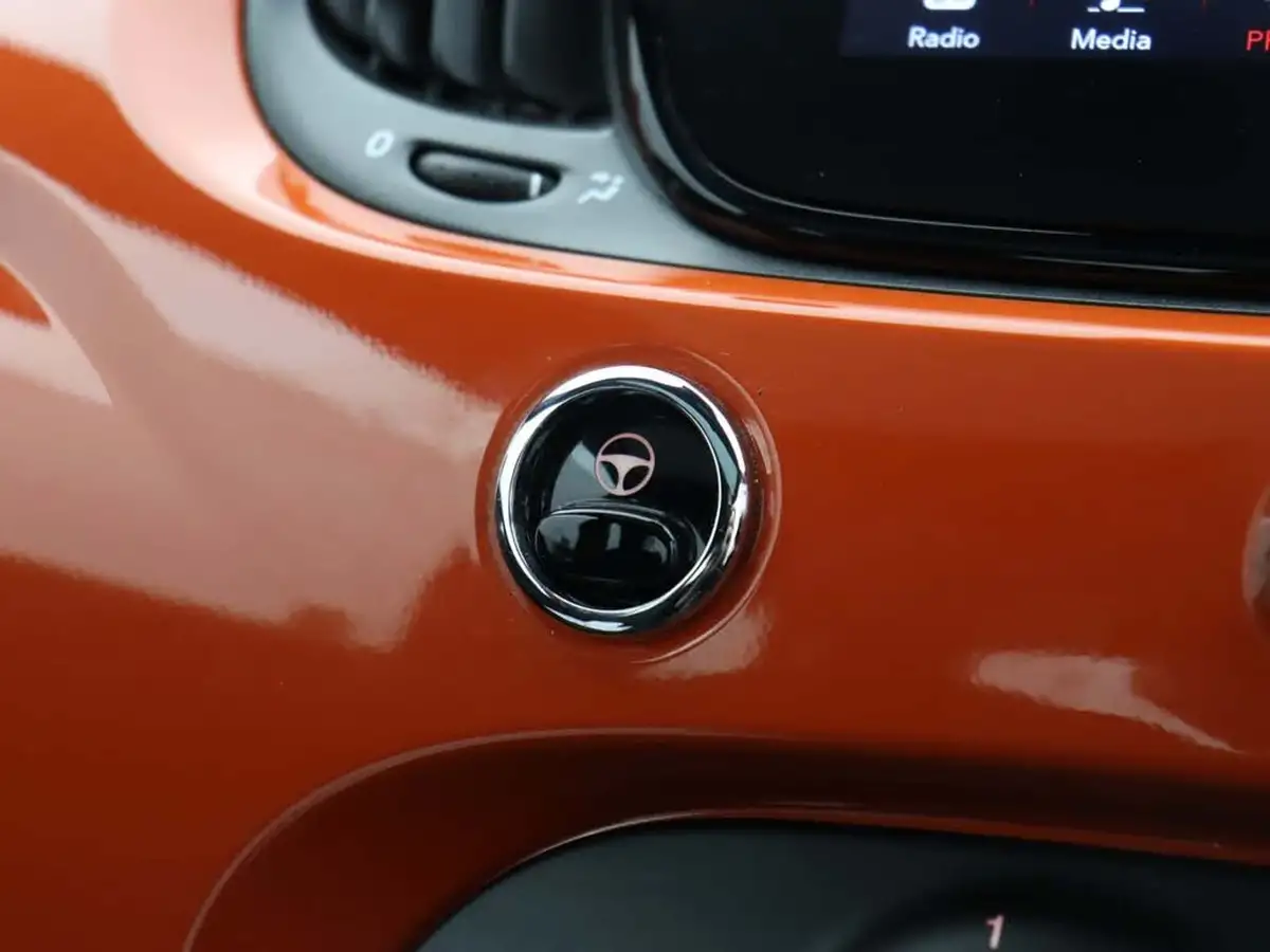 2023-fiat-500-10-big-27