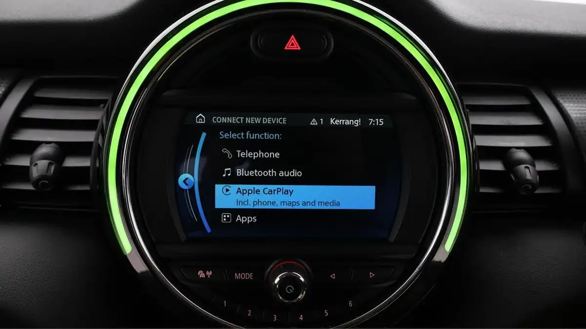 2020-mini-countryman-15-cooper-classic-big-25