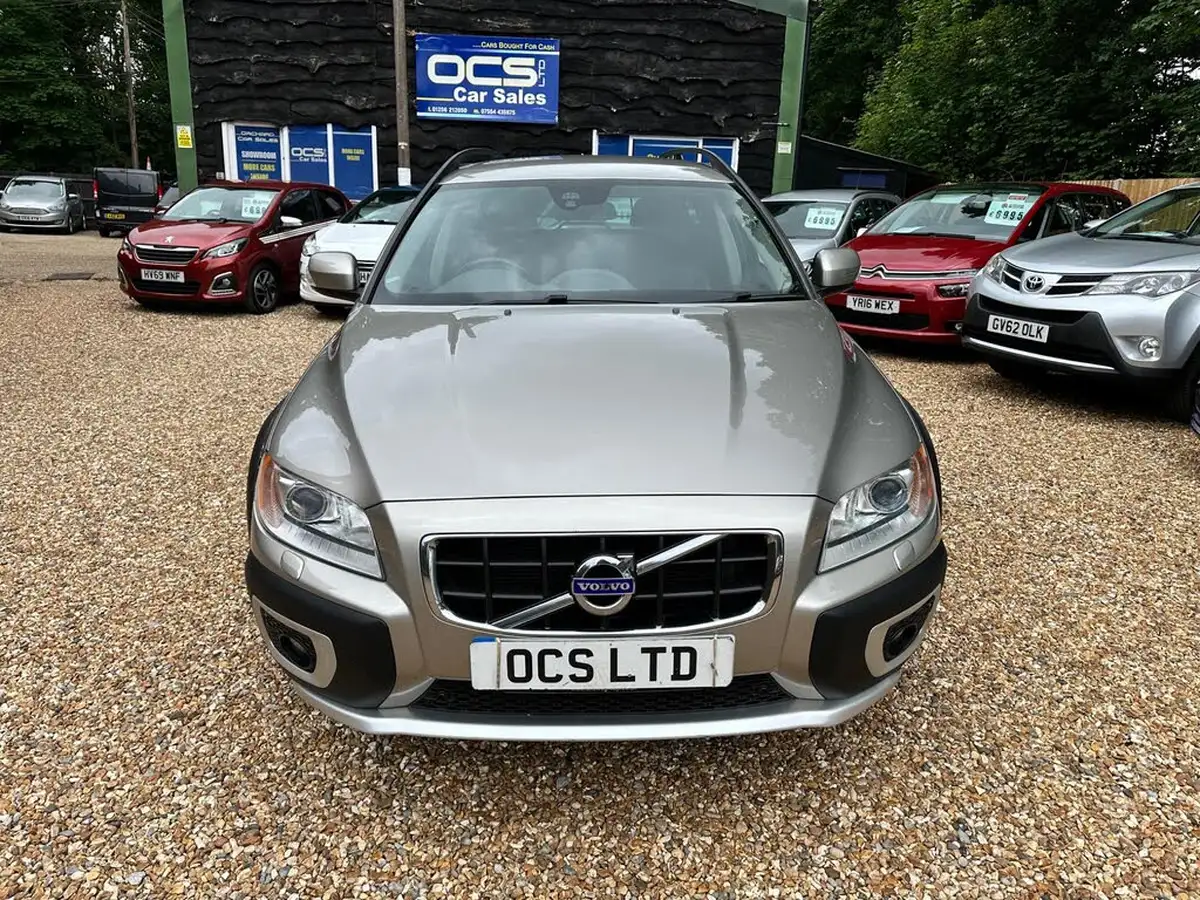 2013-volvo-xc70-24td-d5-se-lux-215bhp-ss-geartronic-big-8