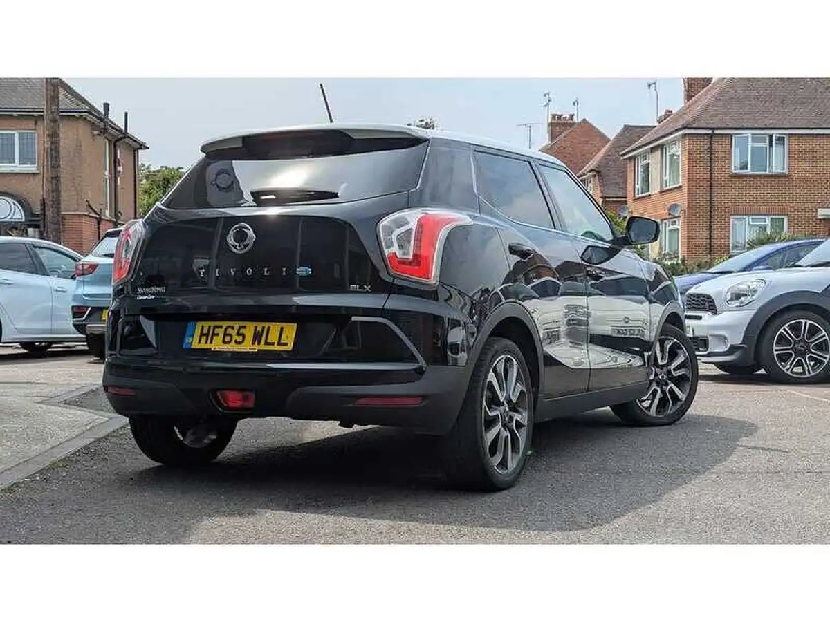 2015-kgm-ssangyong-tivoli-16td-elx-2wd-auto-big-3