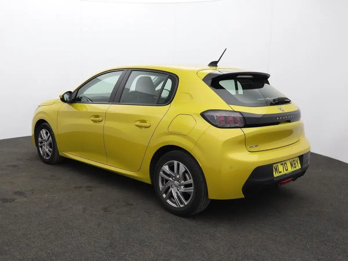 2020-peugeot-208-12-puretech-active-100bhp-big-7