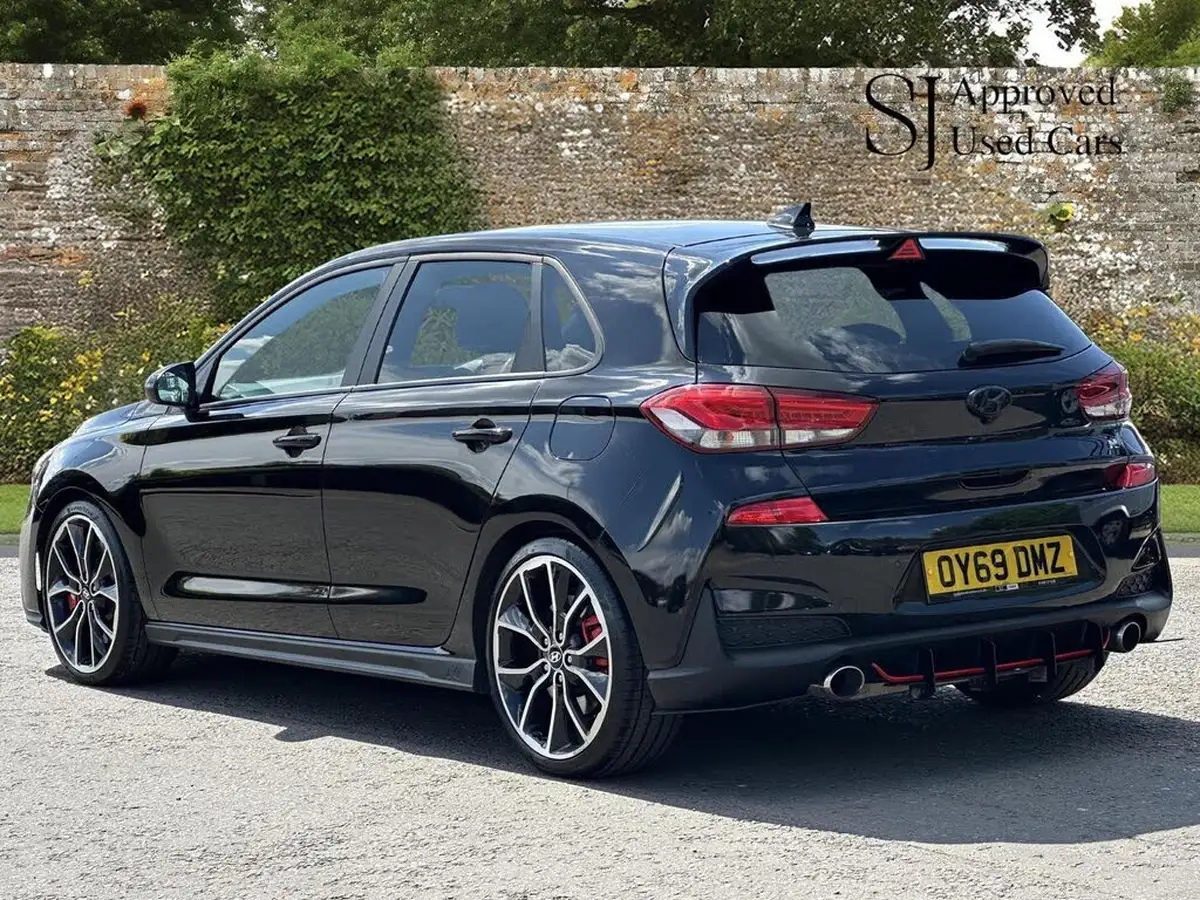 2019-hyundai-i30-n-20-t-gdi-n-performance-hatchback-big-6