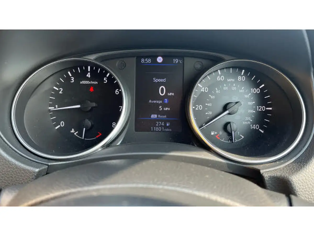 2019-nissan-qashqai-13-dig-t-acenta-premium-140ps-big-17