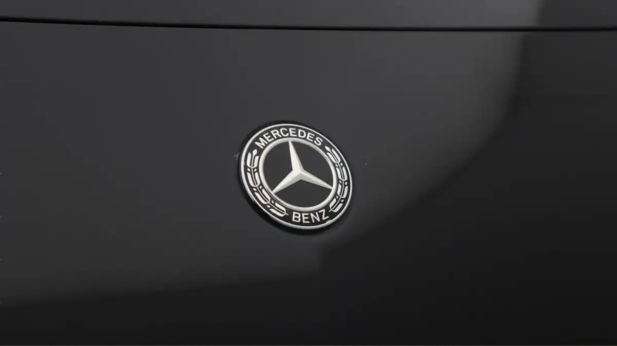 2020-mercedes-benz-a-class-13-a200-amg-line-executive-hatchback-5d-7g-dct-big-21