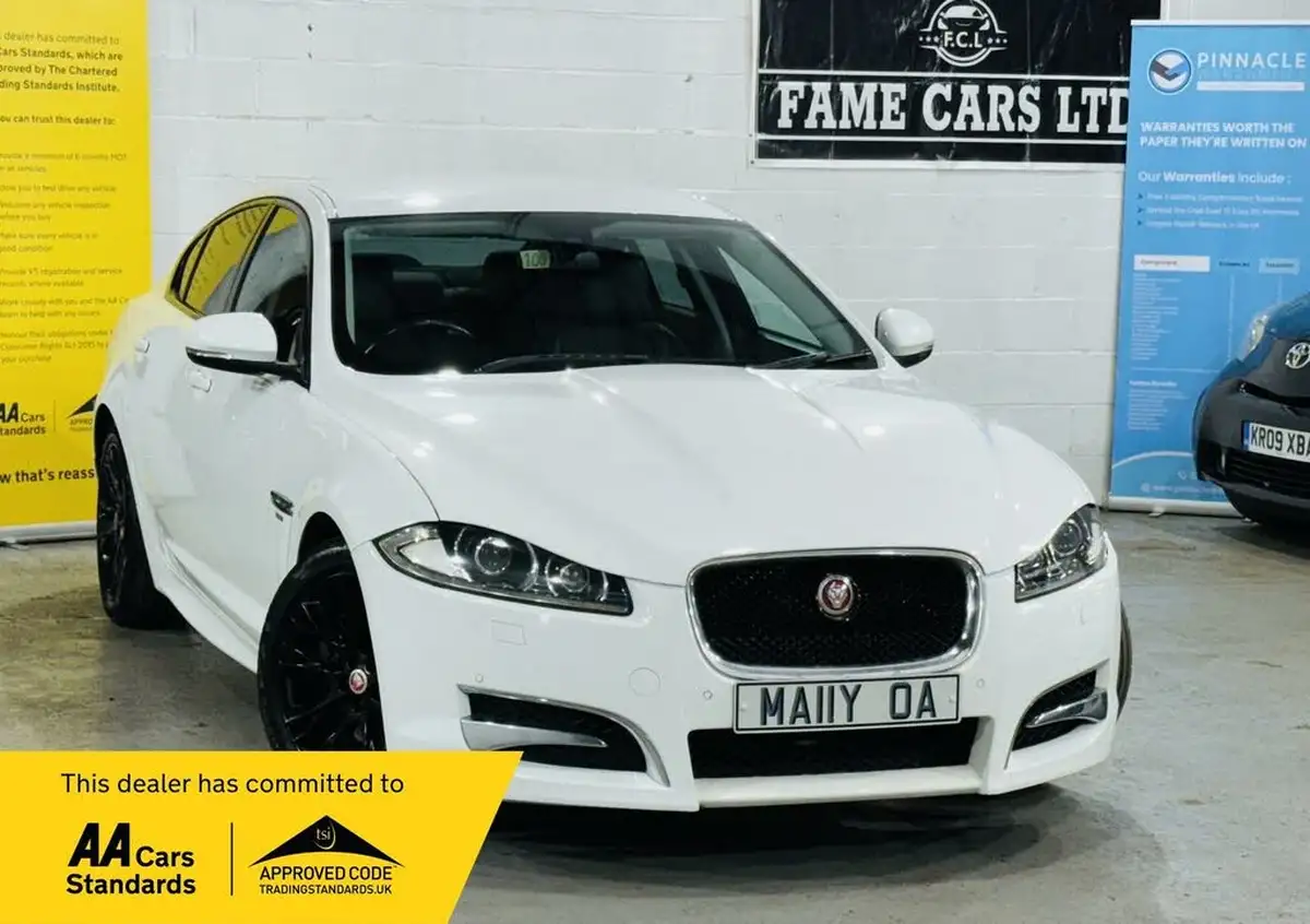2013-jaguar-xf-22td-r-sport-200ps-saloon-4d-big-0