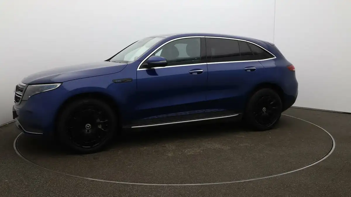 2021-mercedes-benz-eqc-e-eqc-400-amg-line-big-66