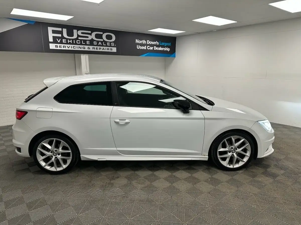 2013-seat-leon-18-fr-tech-pack-ss-sportcoupe-3d-big-8