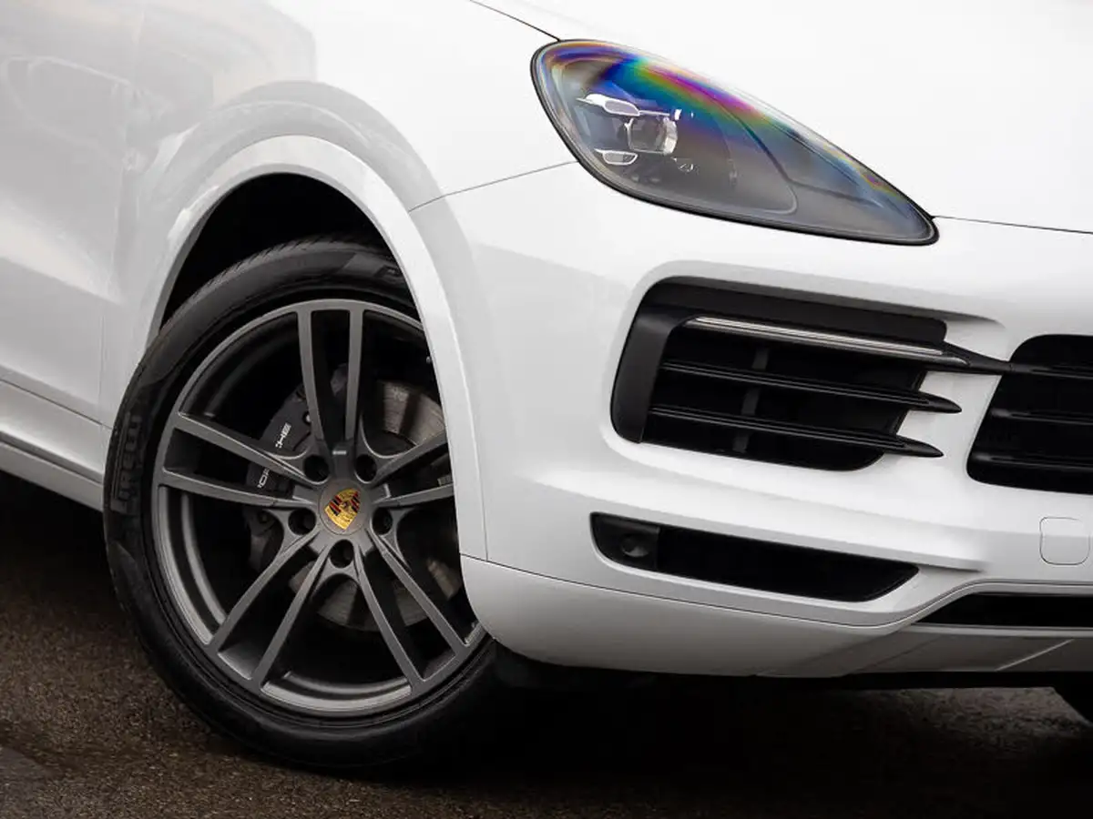 2019-porsche-cayenne-30-v6-coupe-big-19