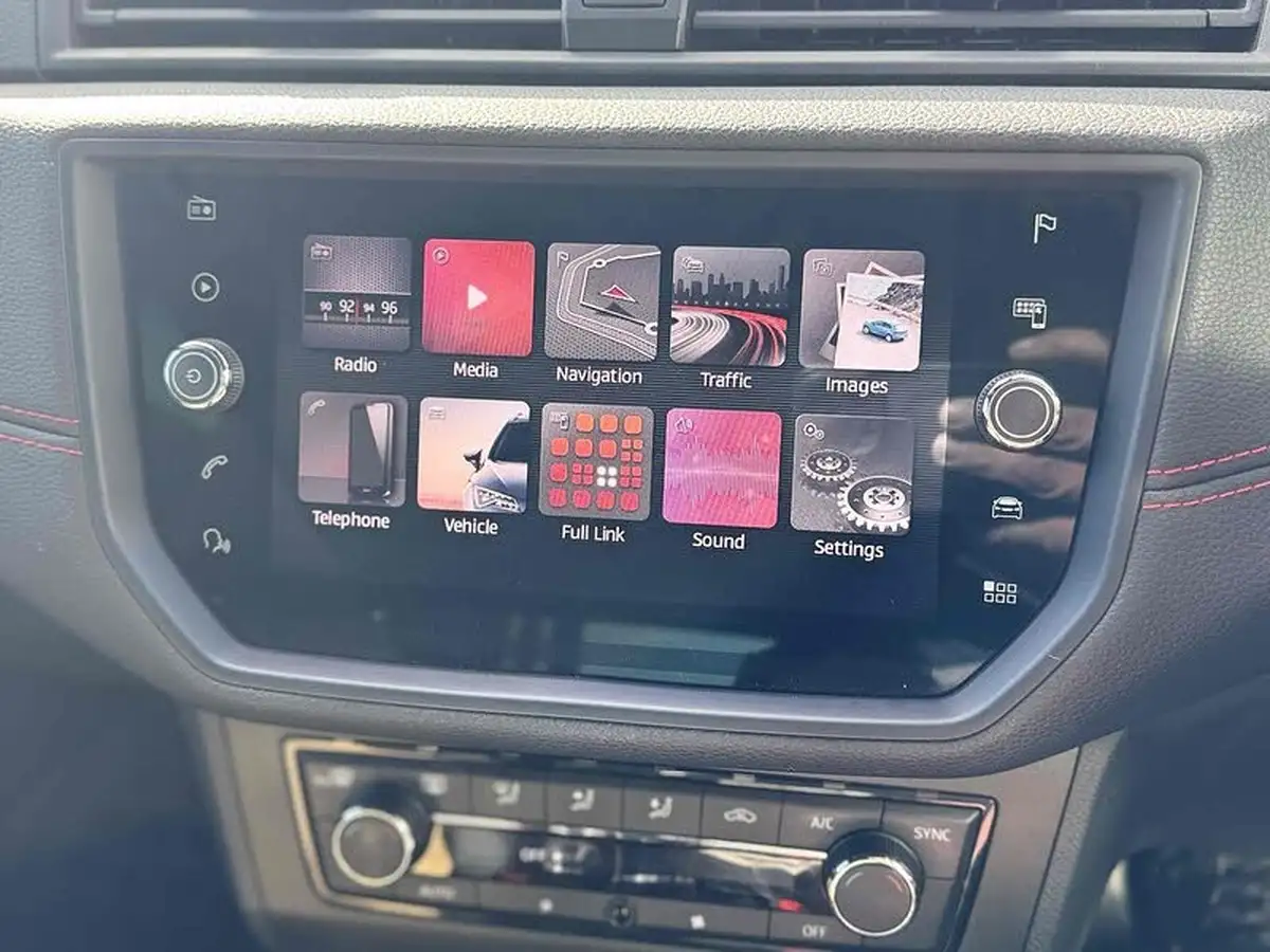 2018-seat-arona-10-tsi-fr-big-34