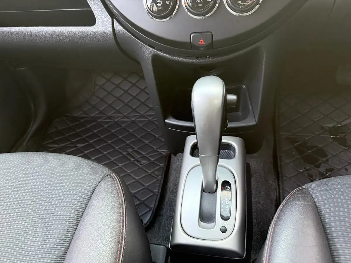 2011-nissan-note-16-tekna-auto-big-35
