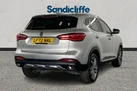 2023-mg-hs-15t-gdi-exclusive-162ps-dct-small-3