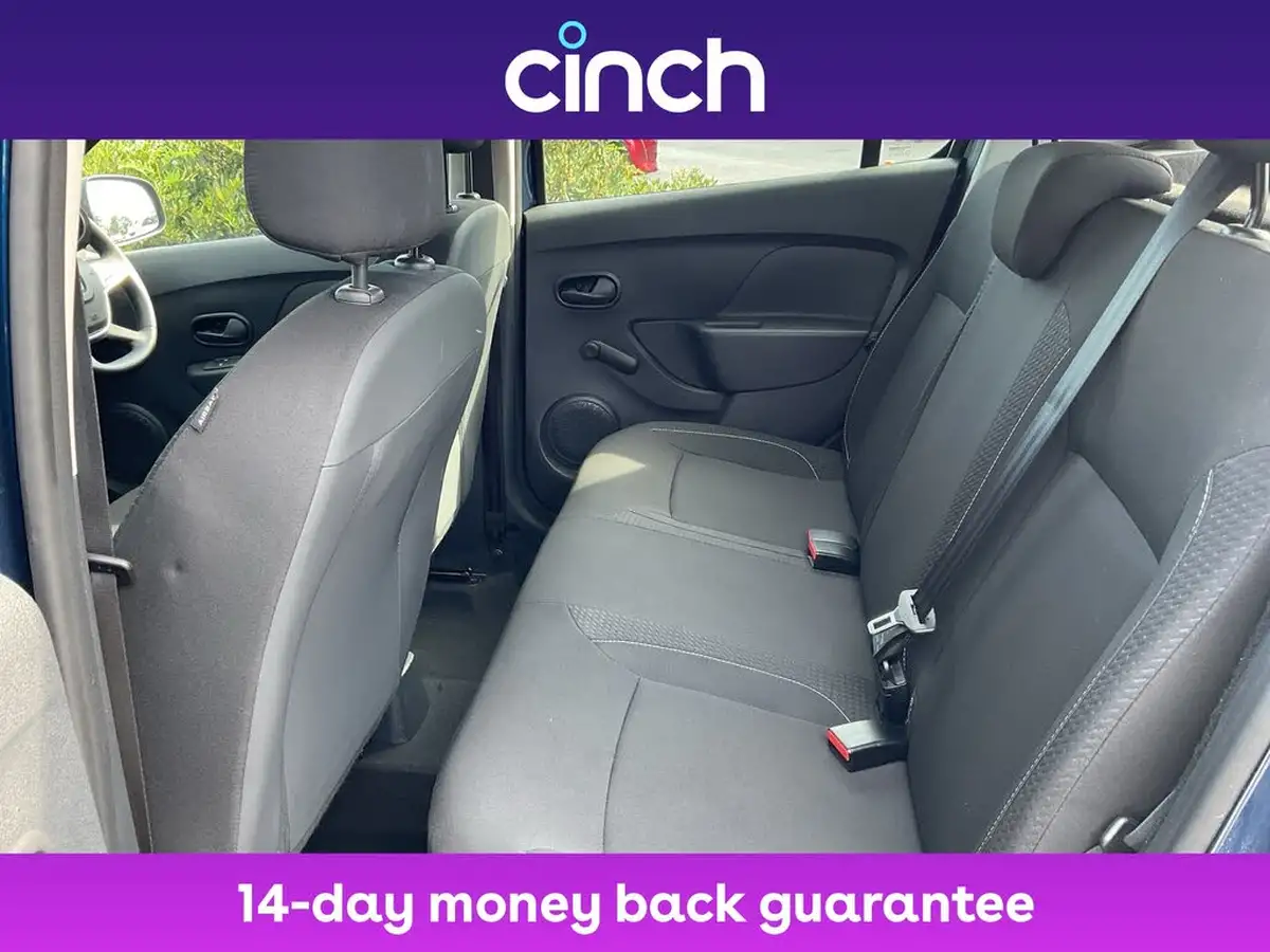 2018-dacia-sandero-10-sce-essential-big-19