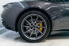 2017-aston-martin-db11-52-v12-small-11