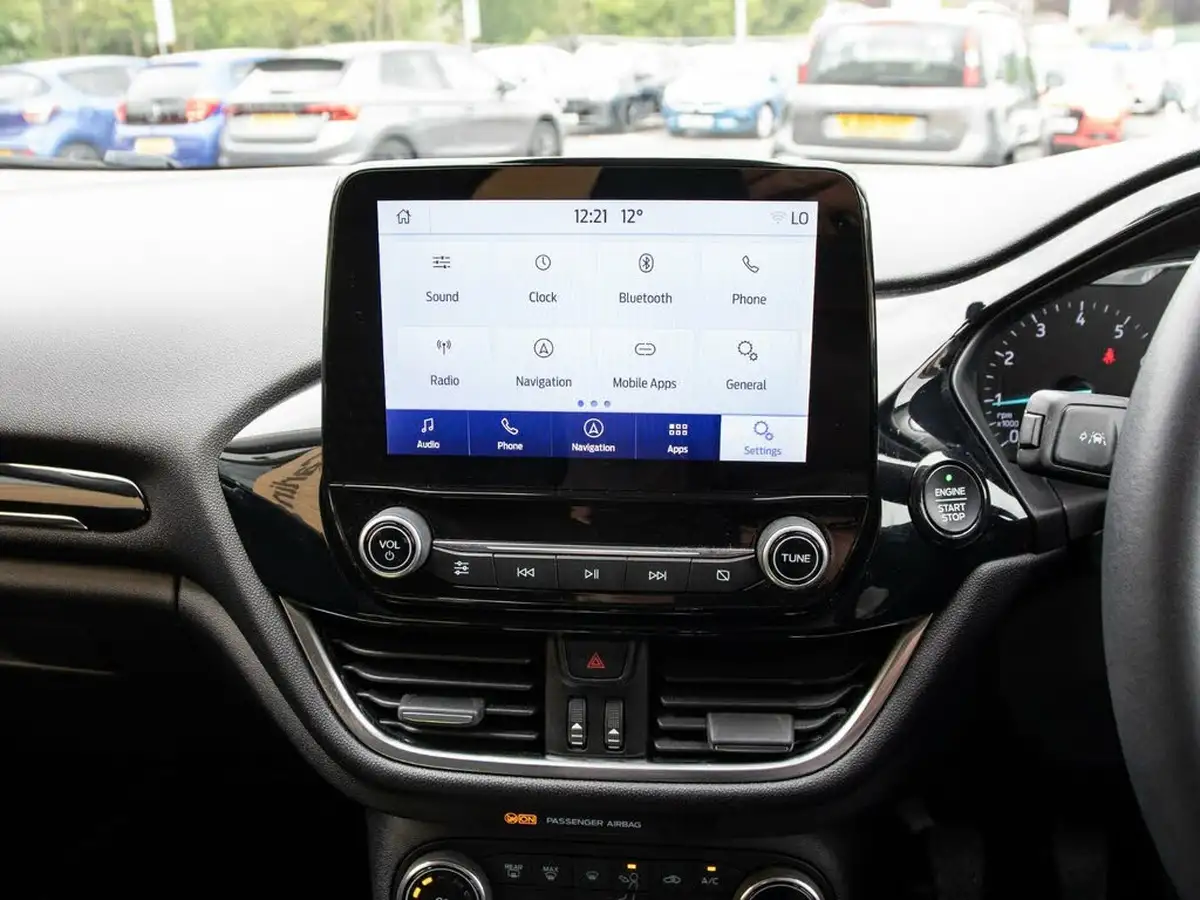 2019-ford-fiesta-10t-titanium-125ps-5d-big-25