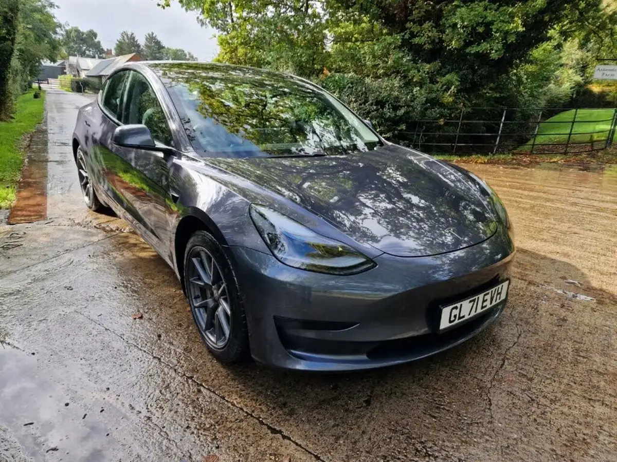 2021-tesla-model-3-e-standard-plus-big-1