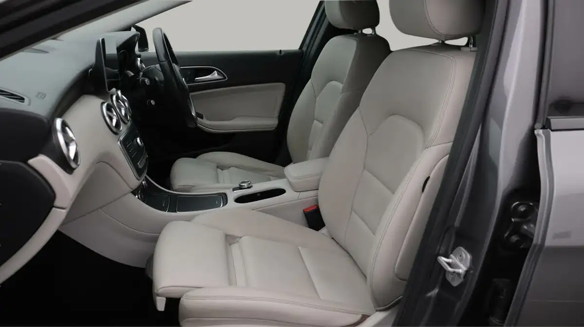 2018-mercedes-benz-a-class-15d-a180d-sport-109ps-executivess-hatchback-5d-7g-dct-big-14