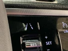 2022-land-rover-discovery-sport-15-p300e-r-dynamic-se-small-25
