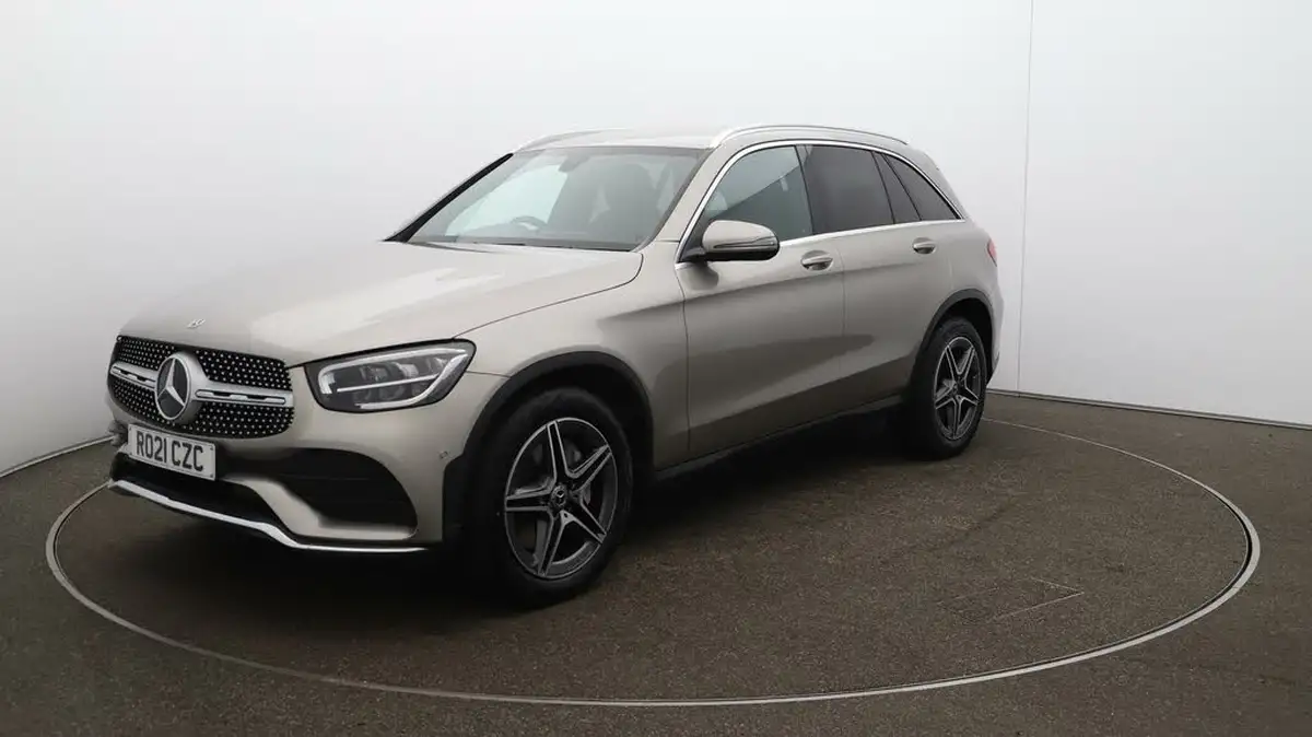 2021-mercedes-benz-glc-class-20d-glc220d-amg-line-station-wagon-5d-1950cc-4matic-plus-big-68