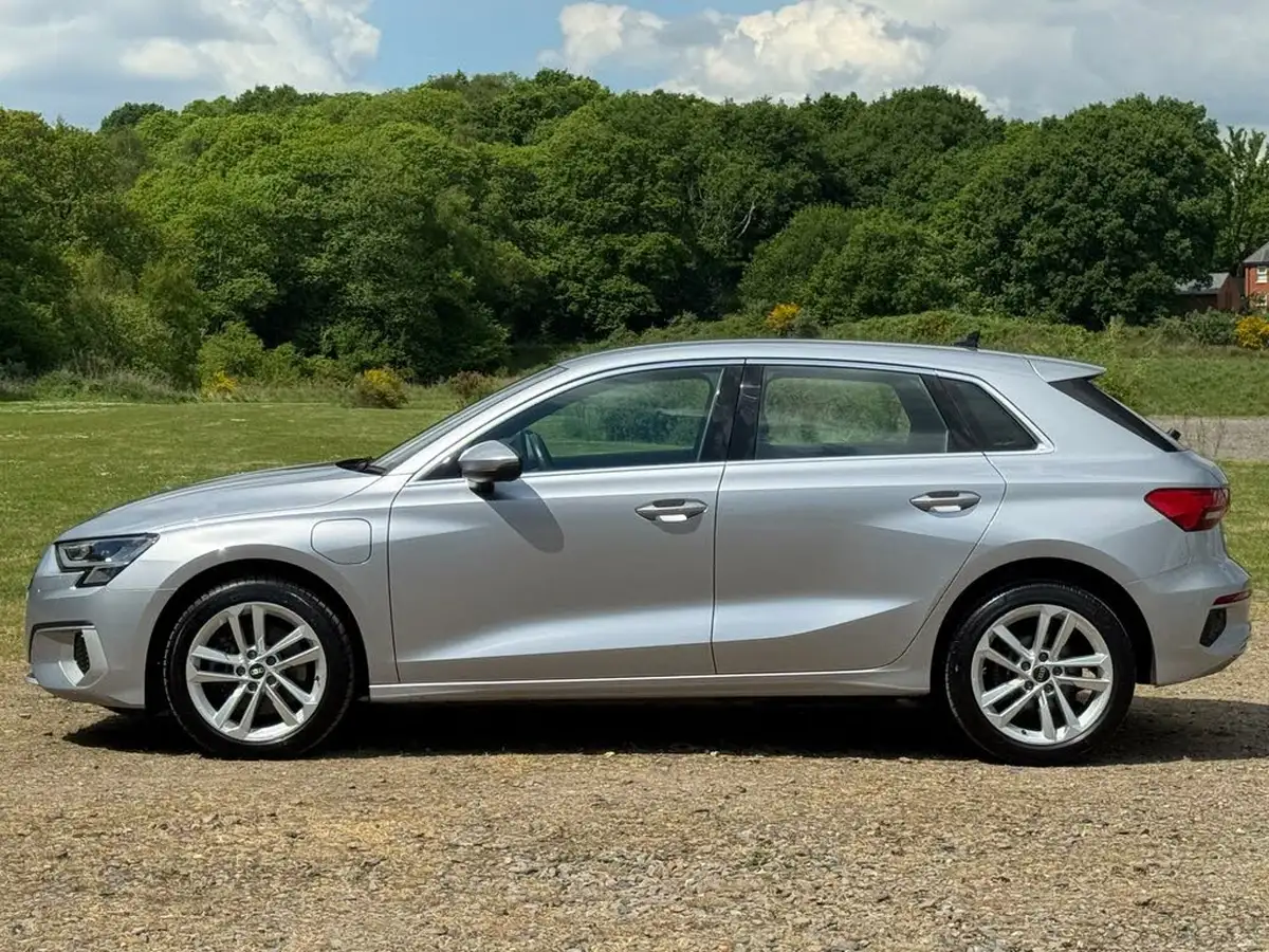 2021-audi-a3-14-40-tfsi-e-sport-big-7