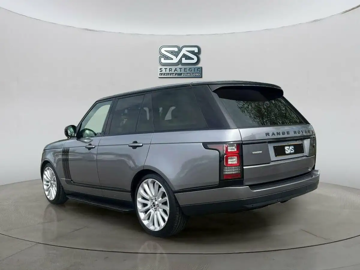 2013-land-rover-range-rover-44-sdv8-autobiography-big-9