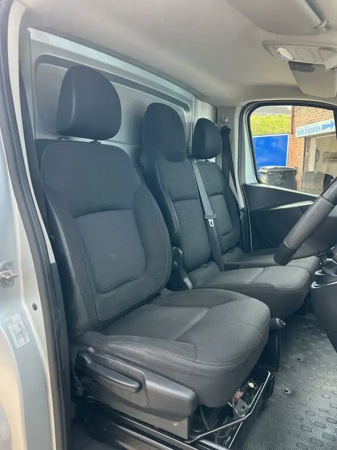 2019-vauxhall-vivaro-16cdti-2700-l1h1-125pseu6-biturbo-ss-ecotec-big-17