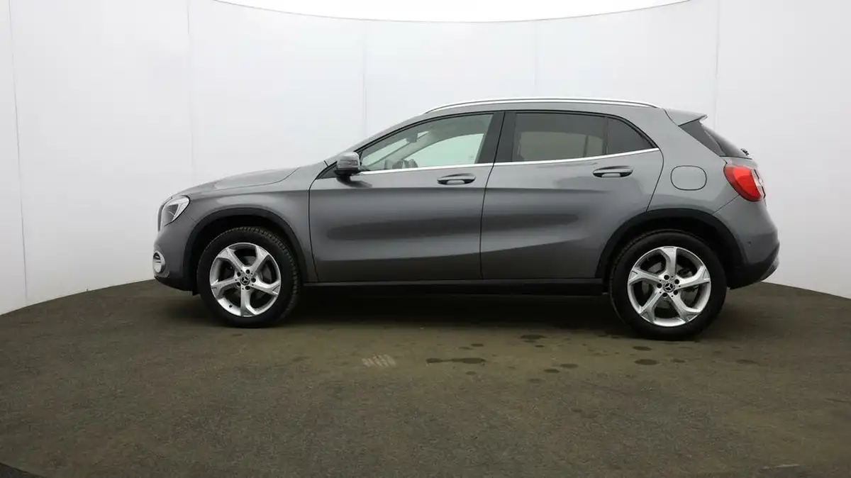 2018-mercedes-benz-gla-class-21d-gla-220d-sport-177ps-executivess-big-67