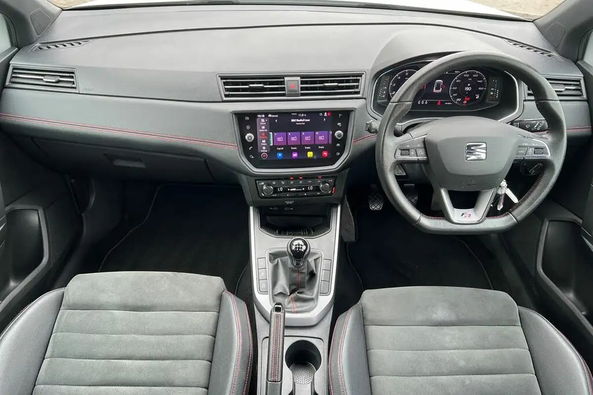 2021-seat-arona-10-tsi-fr-sport-110ps-big-16