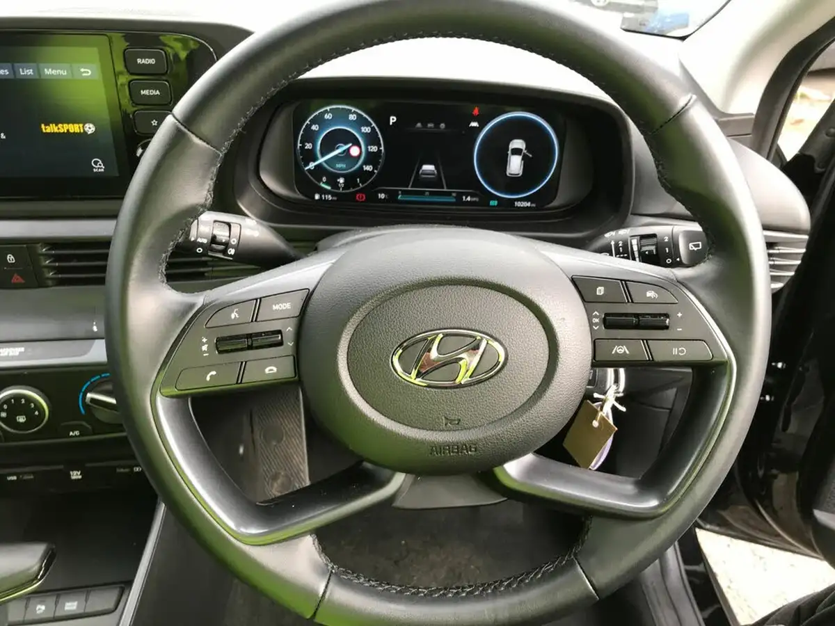 2023-hyundai-bayon-10-t-gdi-se-connect-dct-big-23
