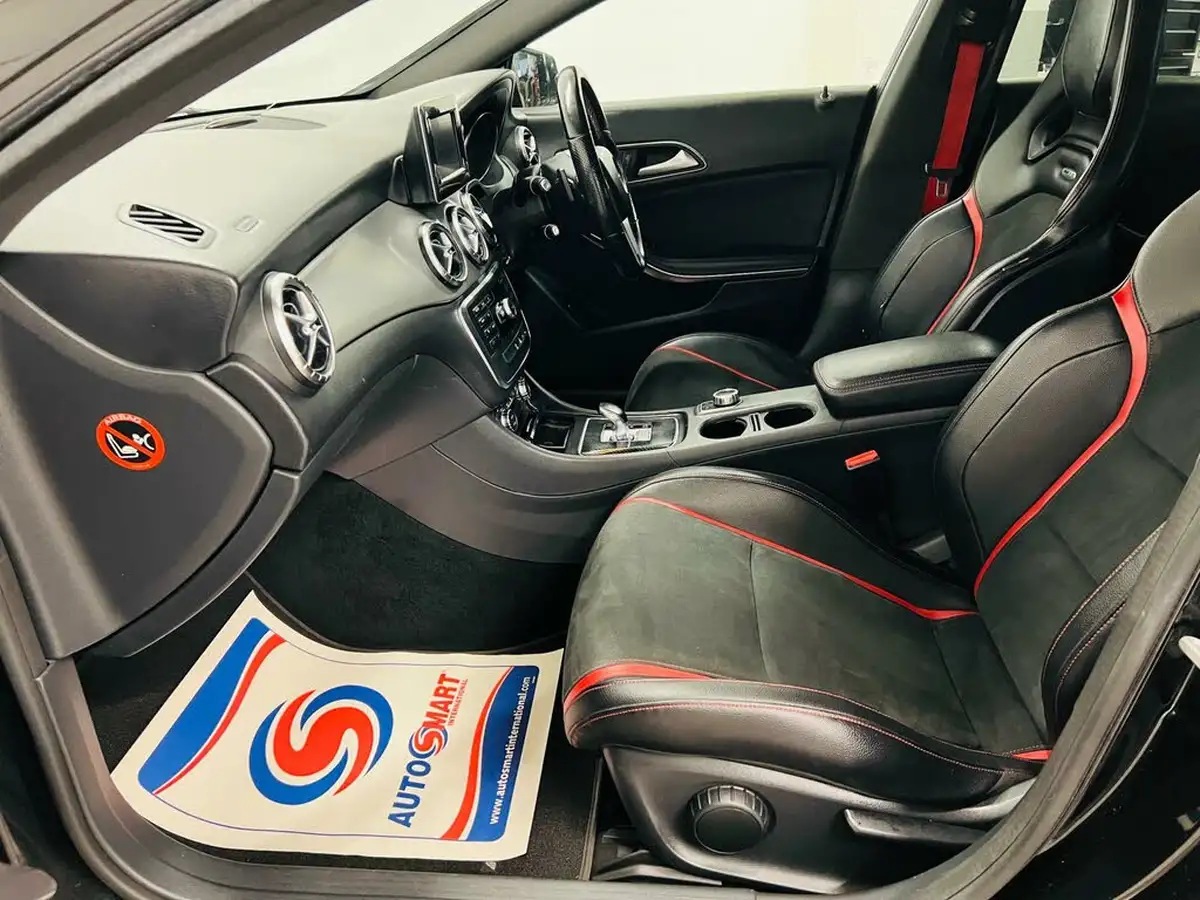 2014-mercedes-benz-cla-20-cla-45-amg-big-37