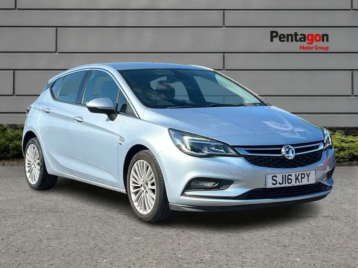 2016-vauxhall-astra-14i-16v-turbo-elite-nav-150ps-hatchback-big-0