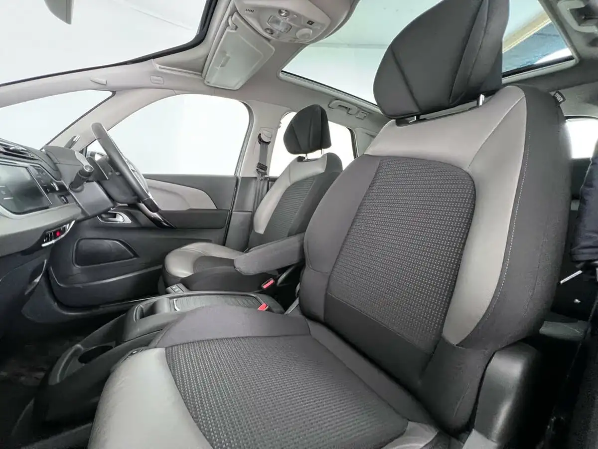 2019-citroen-c4-spacetourer-12-puretech-flair-eat8-big-15