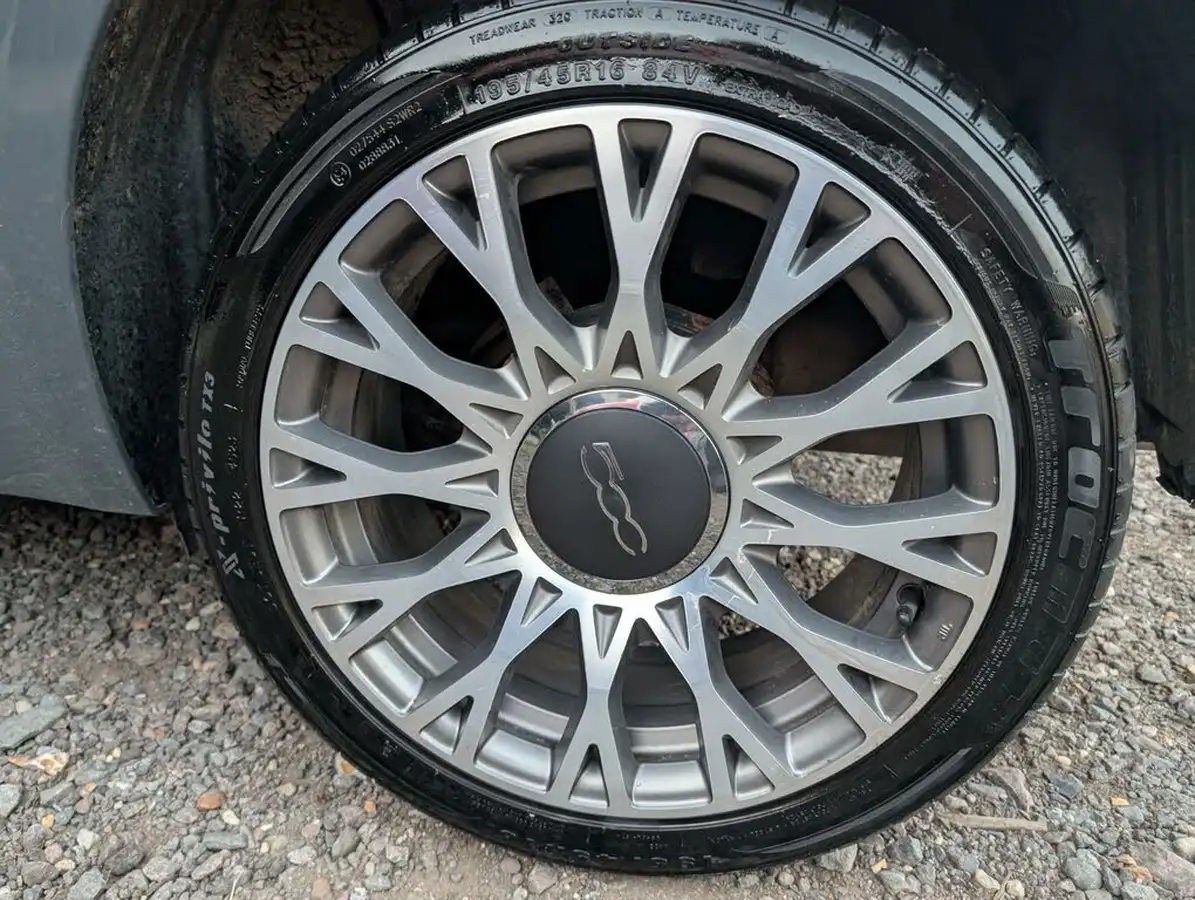 2019-fiat-500-12-star-big-31