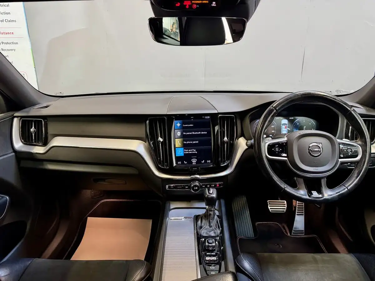 2018-volvo-xc60-20td-d5-r-design-powerpulse-4x4-big-13