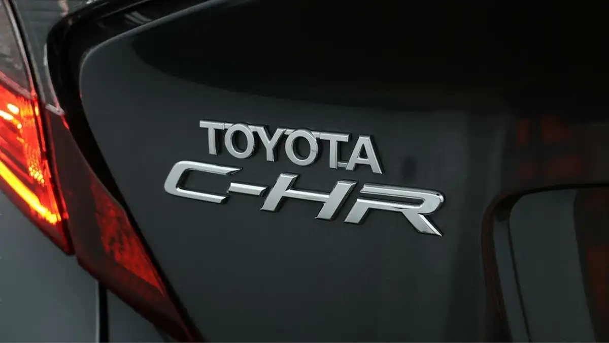 2022-toyota-c-hr-18-vvt-i-icon-big-19