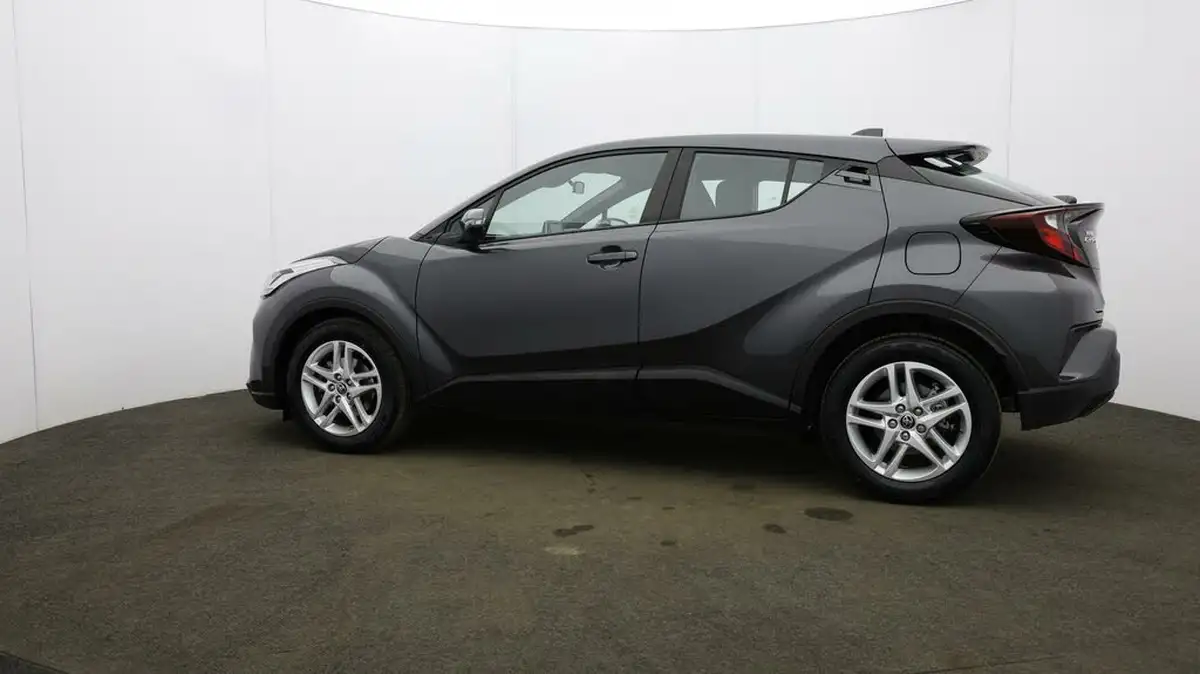 2022-toyota-c-hr-18-vvt-i-icon-big-67