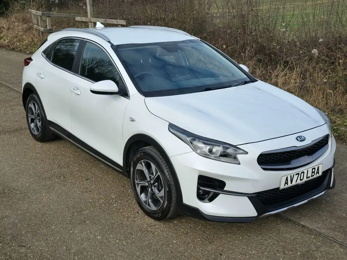 2020-kia-xceed-10-t-gdi-2-big-17