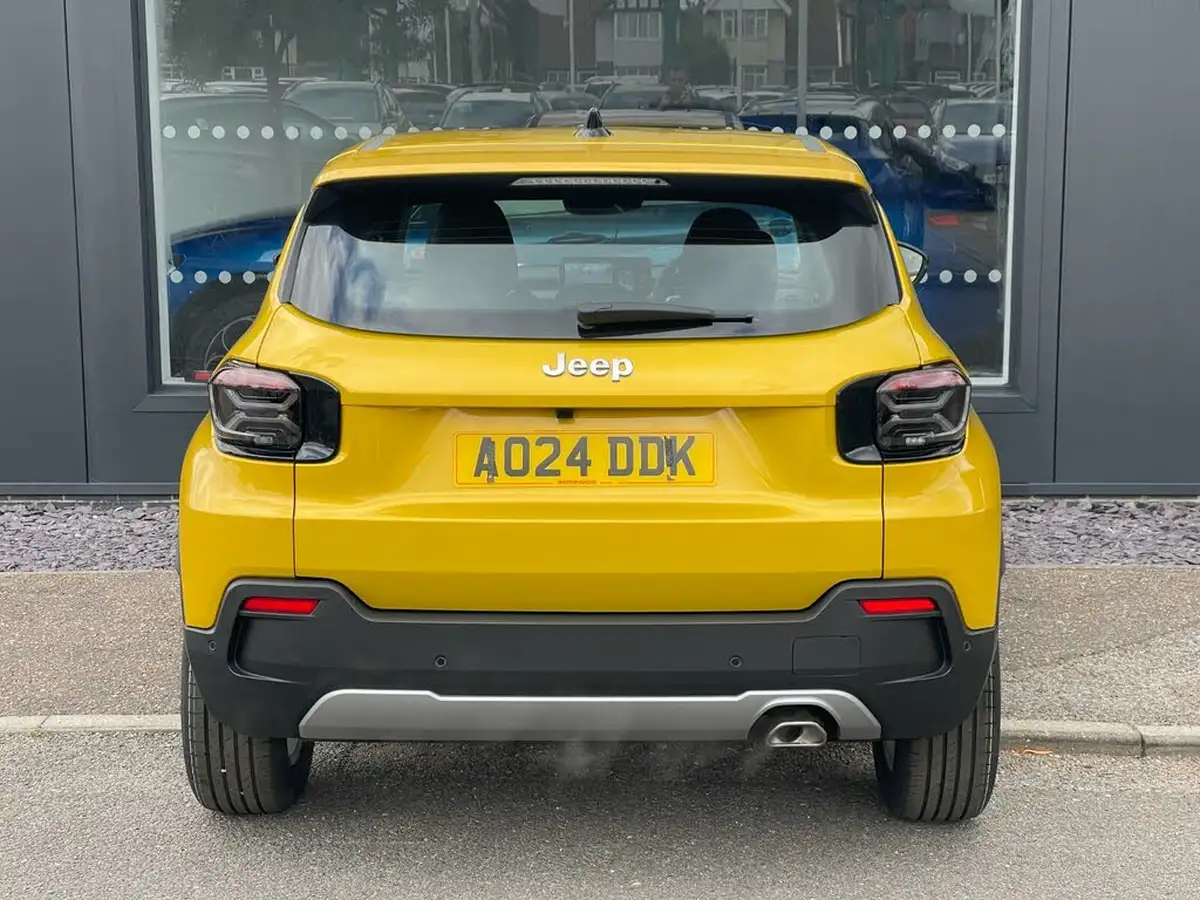 2024-jeep-avenger-12-gse-altitude-big-6