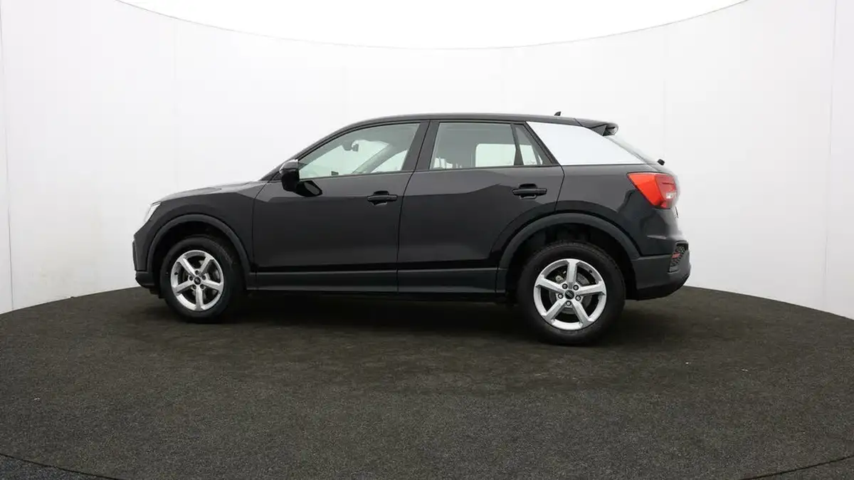 2022-audi-q2-10-30-tfsi-technik-big-71