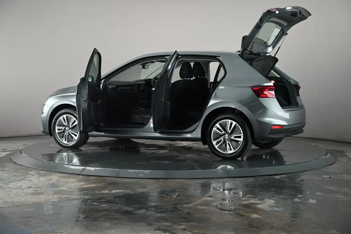 2022-skoda-fabia-10-tsi-se-l-110ps-hatchback-big-17