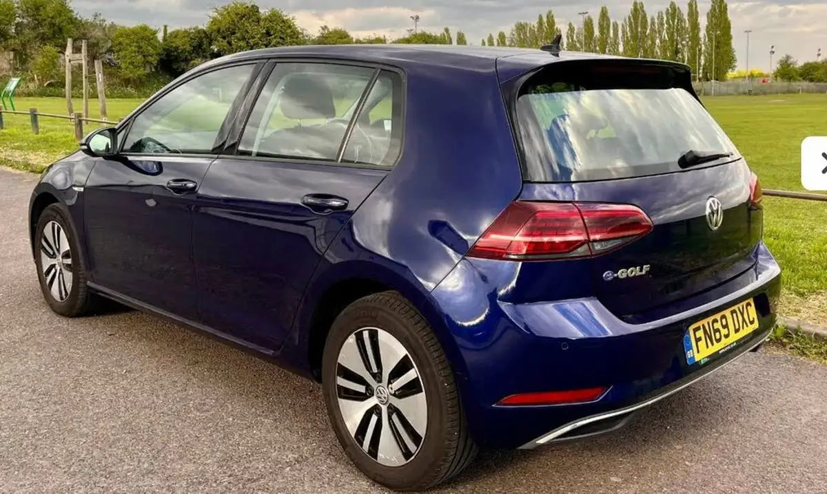 2019-volkswagen-golf-e-e-golf-big-1