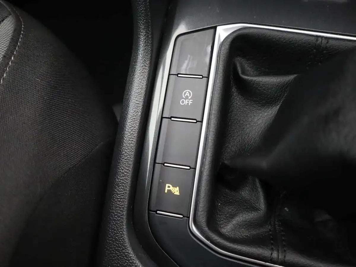 2019-volkswagen-tiguan-15-tsi-se-navigation-130ps-big-30