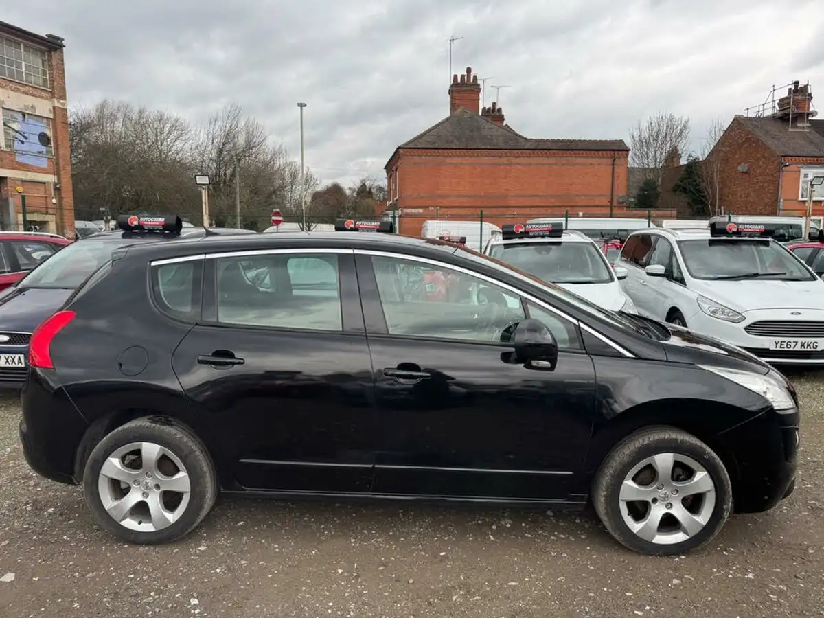 2013-peugeot-3008-crossover-16e-hdi-active-115bhp-fap-big-5