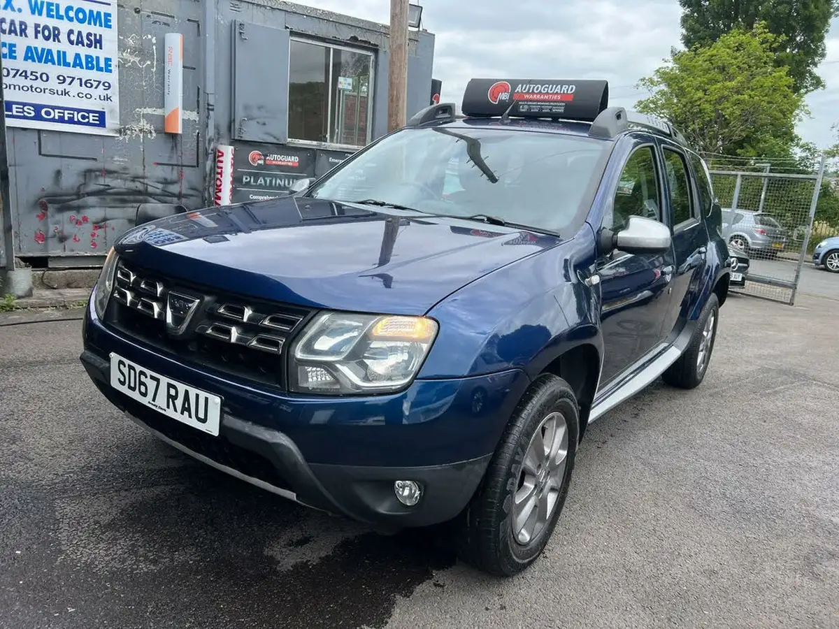 2017-dacia-duster-15dci-laureate-110bhp-ss-station-wagon-5d-big-5