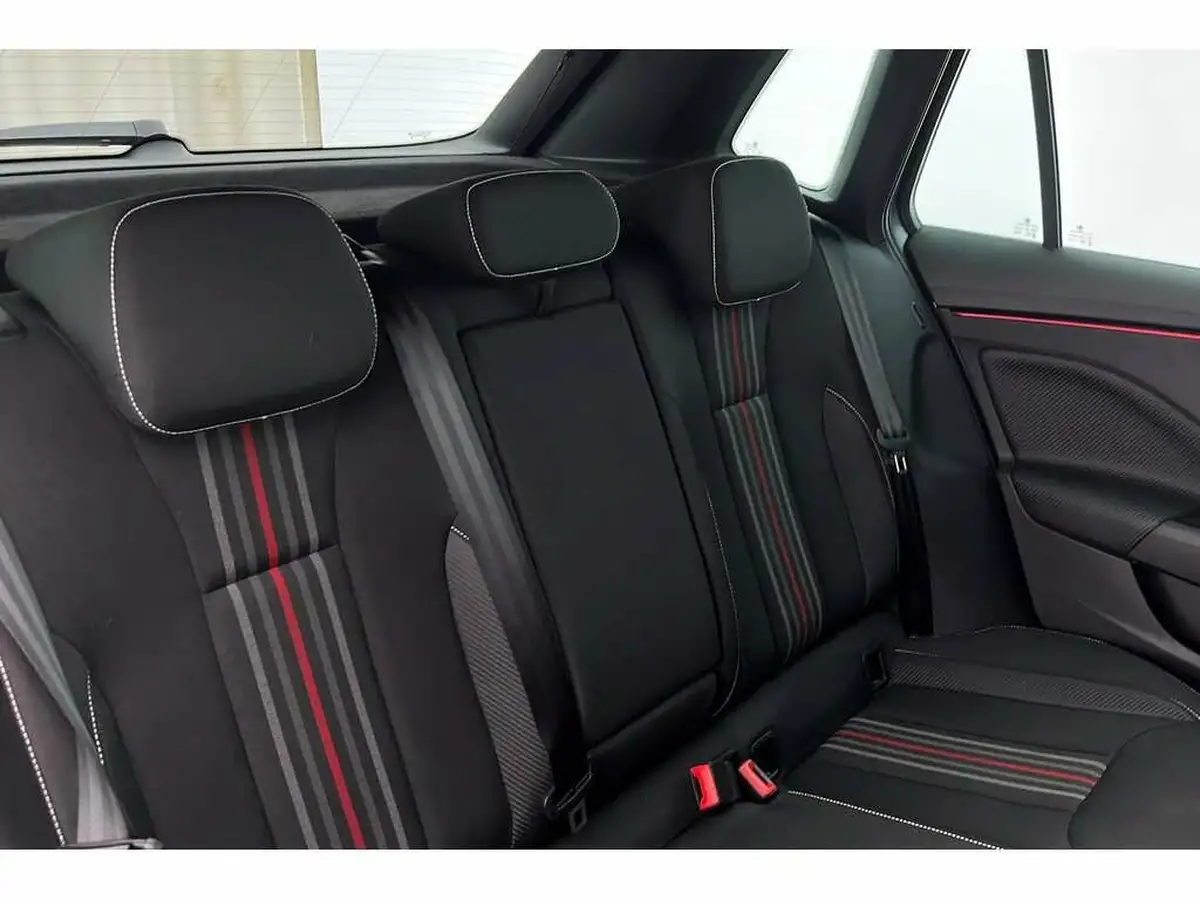 2024-skoda-kamiq-10-tsi-monte-carlo-116ps-dsg-big-9
