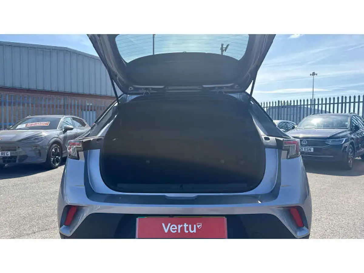 2021-vauxhall-mokka-e-sri-premium-big-3