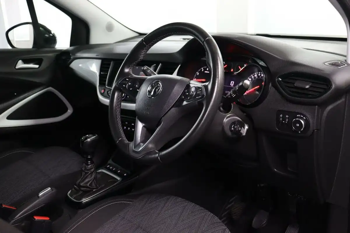 2020-vauxhall-crossland-x-12-griffin-110ps-big-2
