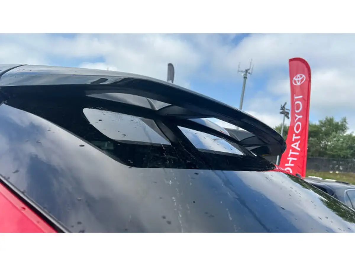 2022-toyota-c-hr-18-vvt-i-gr-sport-big-20
