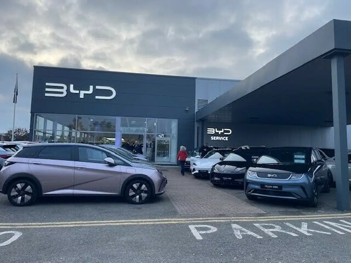 2023-toyota-yaris-cross-15-vvt-i-excel-awd-i-big-26