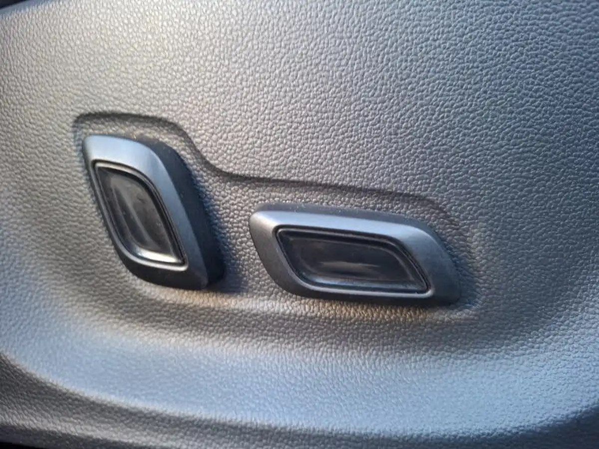 2020-mg-zs-suv-e-exclusive-ev-big-10